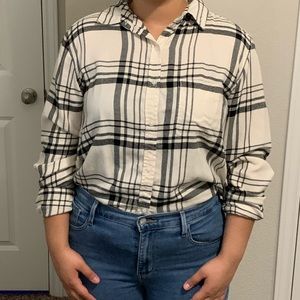 Plaid white and black long sleeve shirt